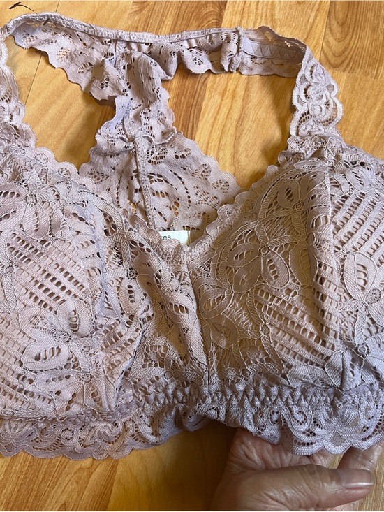 Maurices Other - VGUC Maurices Lace Halter Racerback Bralette Dusty Mauve includes pads sz Med